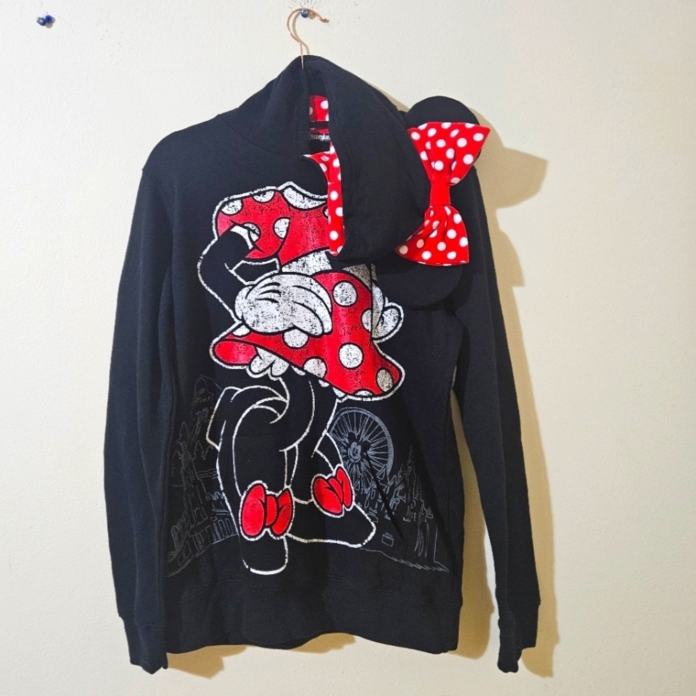 Disney Mickey Minnie Sweatshirt Nwt
